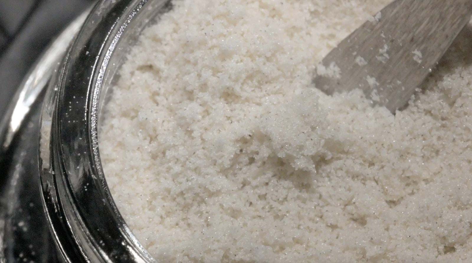 How Long to Mix Cannabis and Ice Water for Washing Bubble Hash